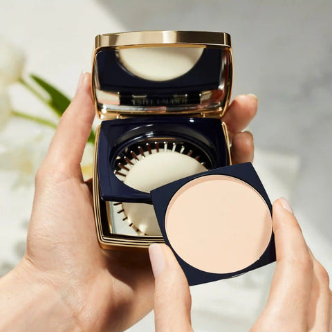 Double Wear  Stay-in-Place Matte Powder Foundation - 0N1 Alabaster - 0.42 oz.