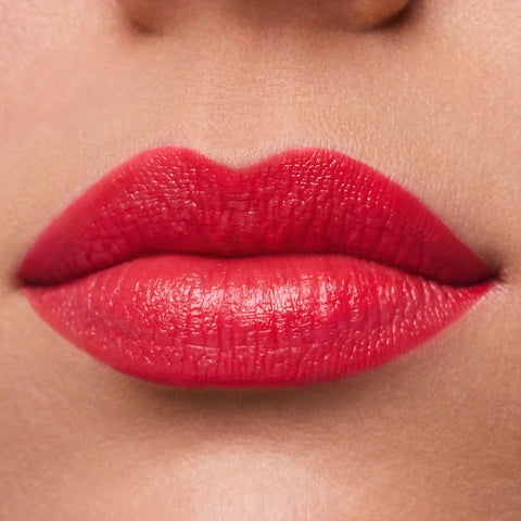 Pure Color  Creme Lipstick - 840 Show Stopper - 0.12 oz.