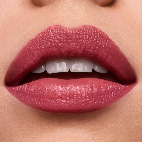 Pure Color  Creme Lipstick - 840 Show Stopper - 0.12 oz.