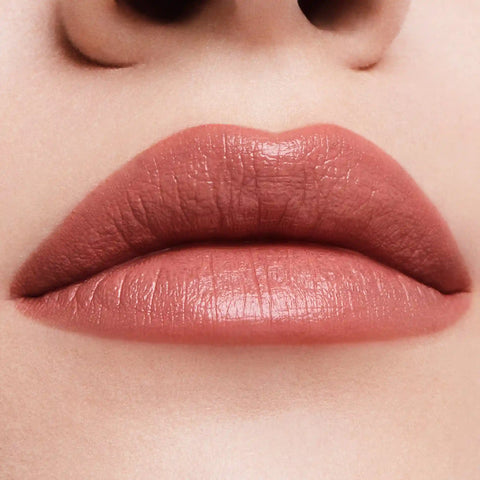 Pure Color  Creme Lipstick - 840 Show Stopper - 0.12 oz.