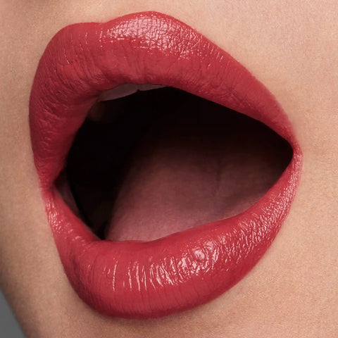 Pure Color  Creme Lipstick - 840 Show Stopper - 0.12 oz.