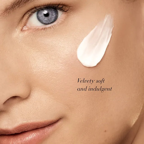 Re-Nutriv Ultimate Diamond Sculpted Transformation | Skin Longevity Moisturizer - 1.7 oz.